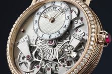 Компания Breguet представила часы Tradition Dame 7038